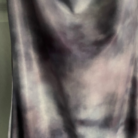 NWT Motel Nasami Dress in Smokey Gradients Purple Sz S - Picture 3 of 6